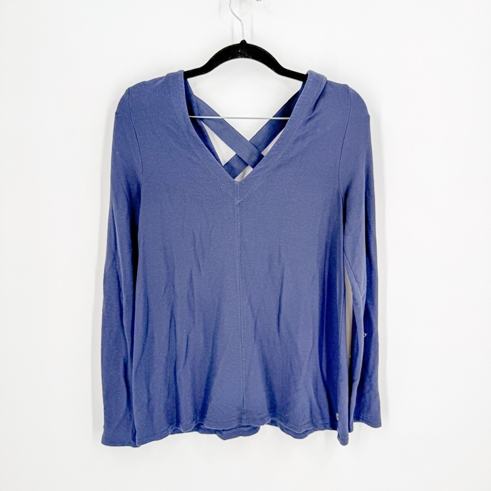 Lilly Pulitzer Blue Ribbed Long Sleeve Blouse with Cut Out